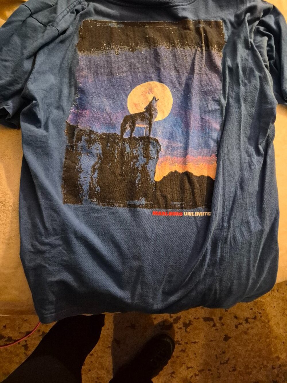1990s Marlboro t shirt